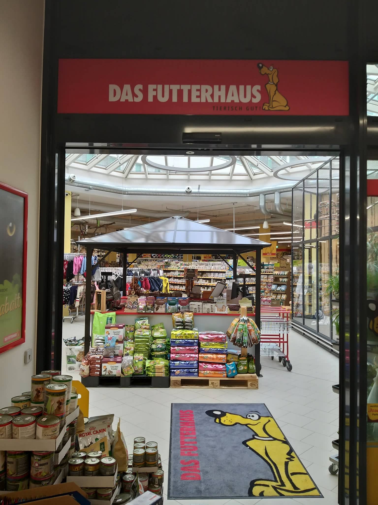 Read more about the article DAS FUTTERHAUS Unterföhring